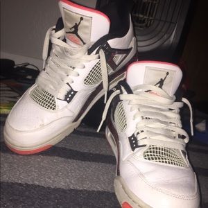 Jordan 4 “Pale Citron” size 10 in mens worn once